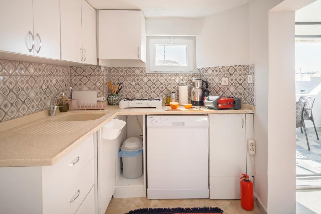 Central, Cozy, 15 Min Walk To The Beach, Fast Wi-Fi, Free Parking, 4Ppl Bodrum Exterior photo