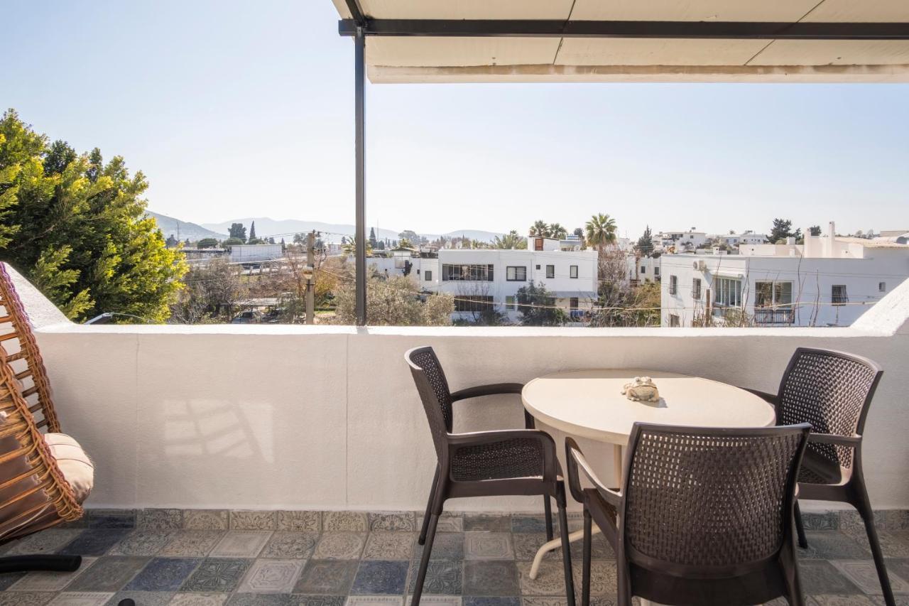 Central, Cozy, 15 Min Walk To The Beach, Fast Wi-Fi, Free Parking, 4Ppl Bodrum Exterior photo