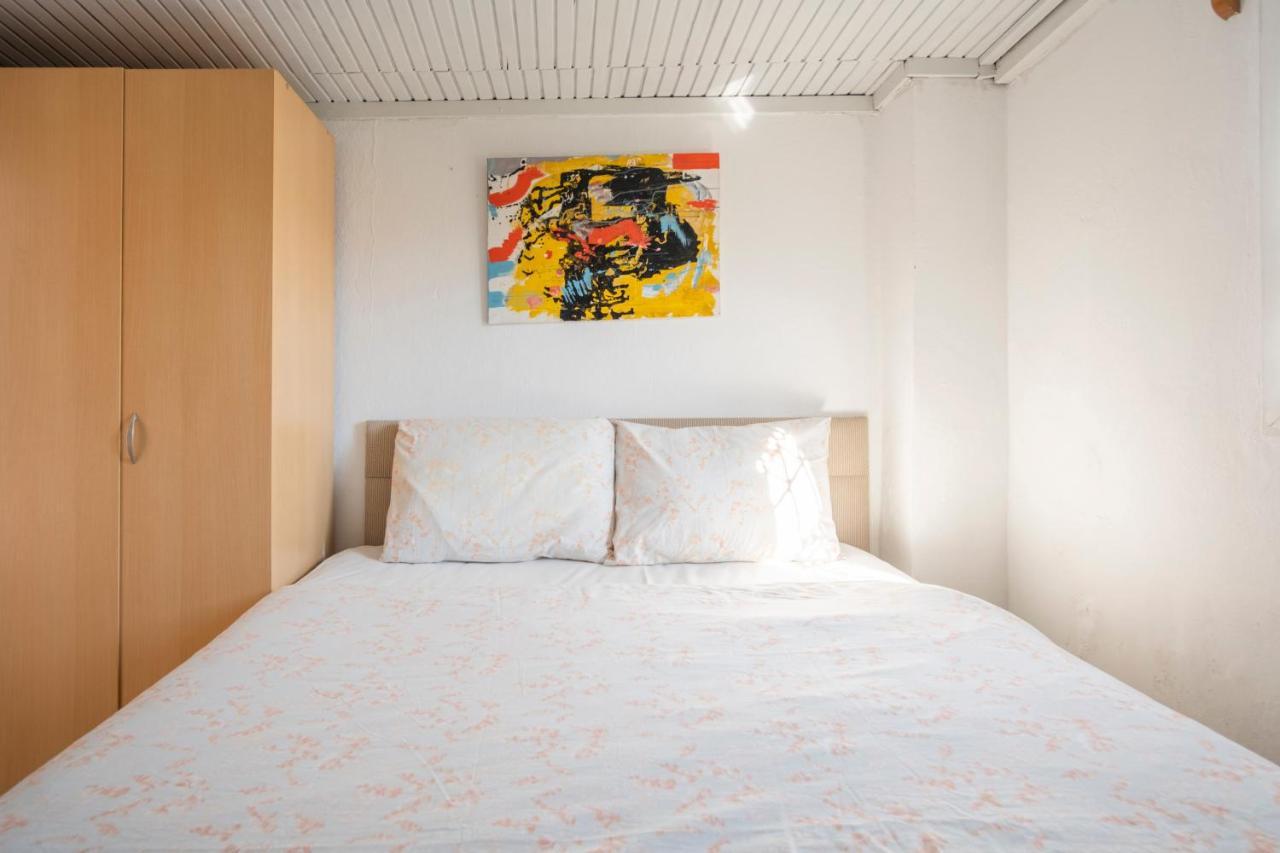 Central, Cozy, 15 Min Walk To The Beach, Fast Wi-Fi, Free Parking, 4Ppl Bodrum Exterior photo