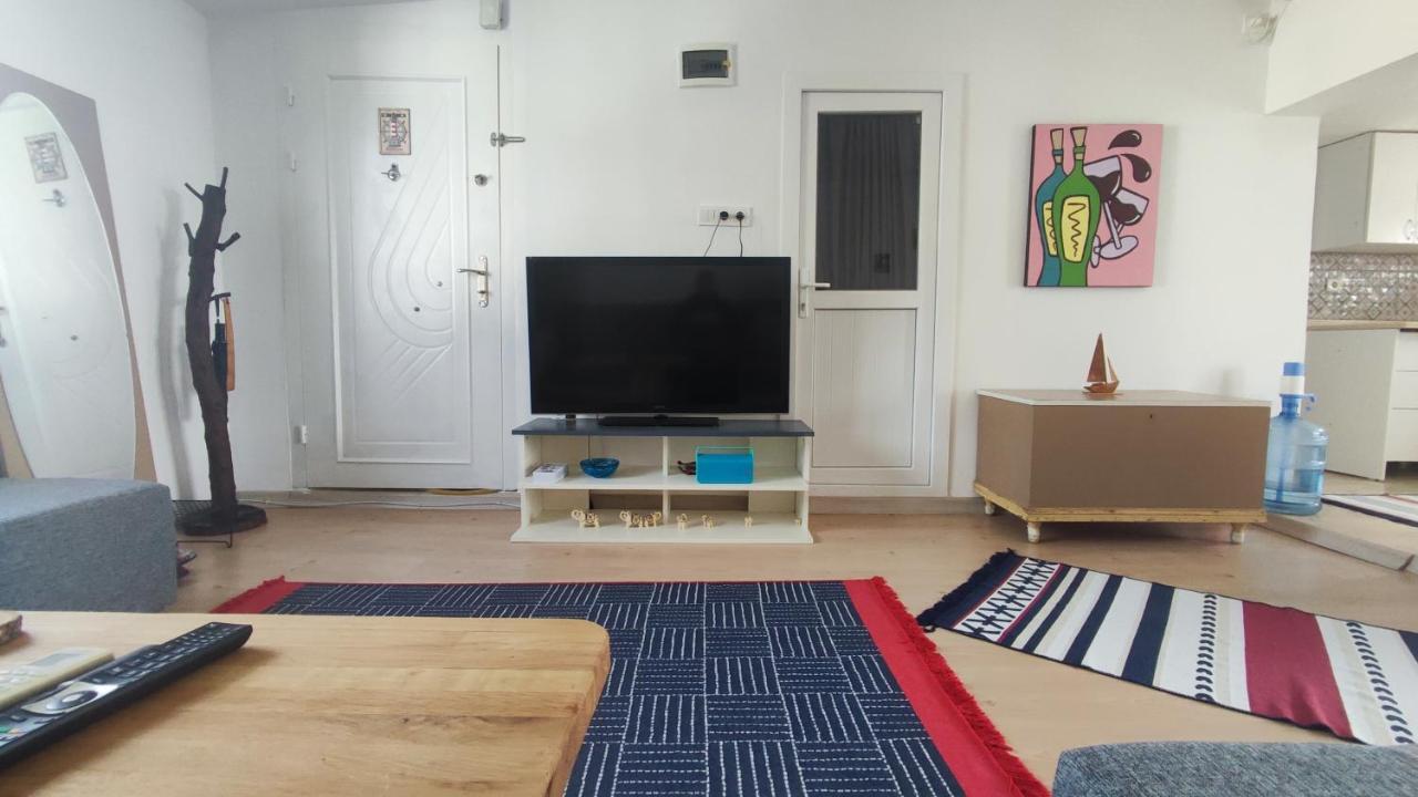 Central, Cozy, 15 Min Walk To The Beach, Fast Wi-Fi, Free Parking, 4Ppl Bodrum Exterior photo